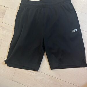 New Balance boys Black Performance Shorts